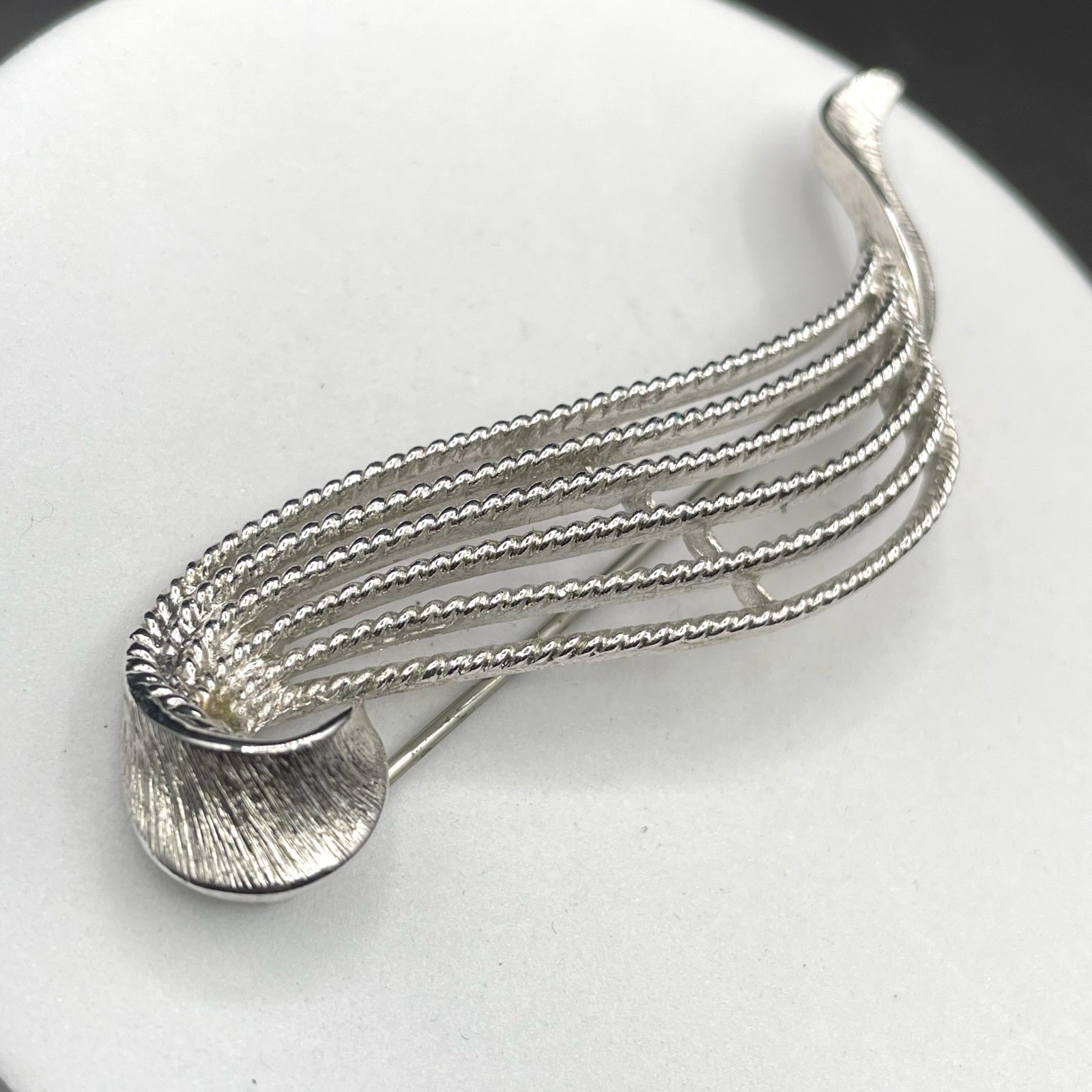 Swirl Brooch Silver Tone Ribbon Textured Layered Vintage Geometric