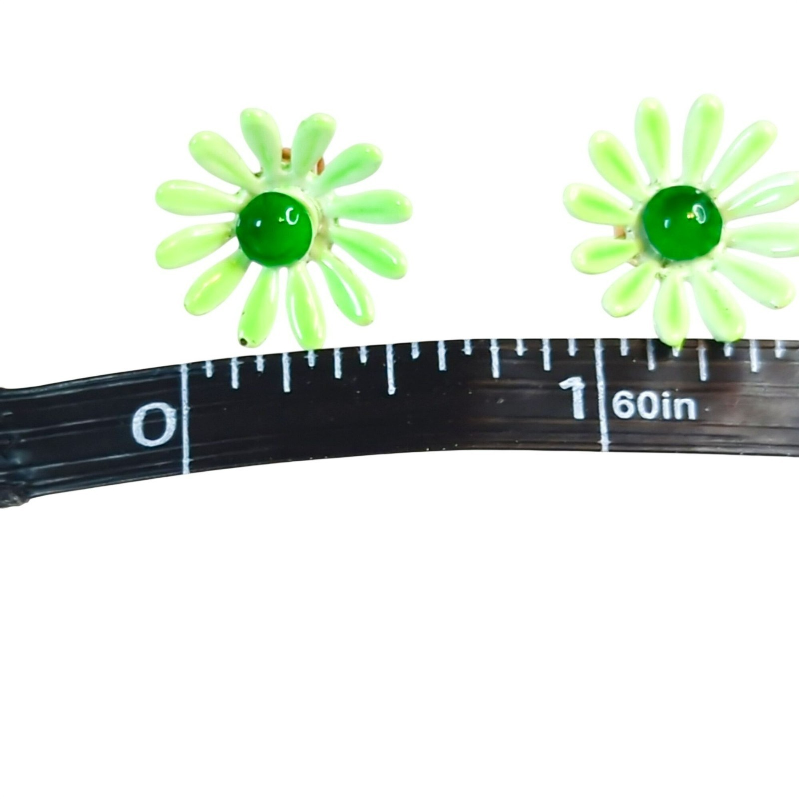Vintage Green Daisy Flower Stud Earrings With Enamel Finish & Gold-Tone Backs