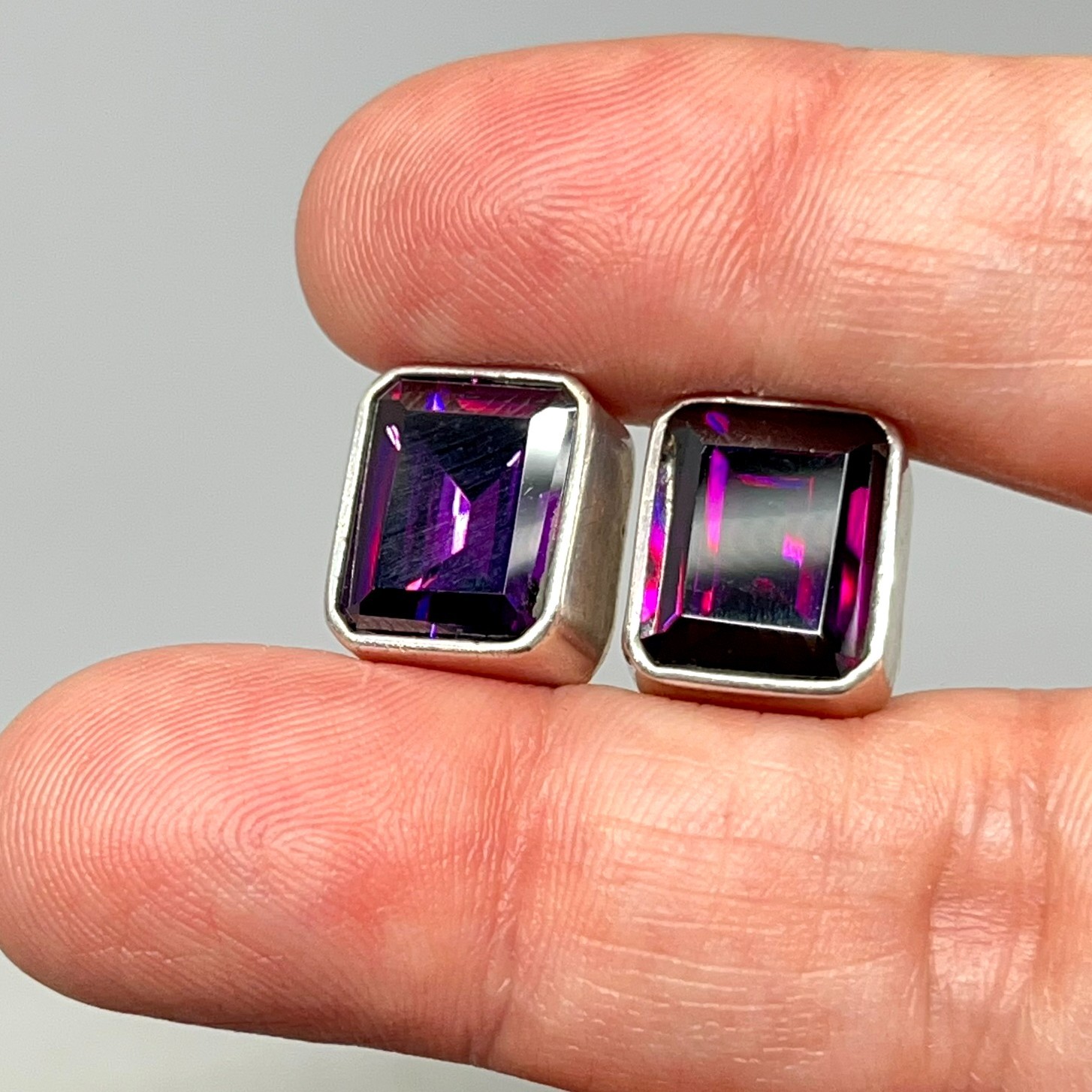 Vintage 1/2″ Square 925 Mex Sterling Silver Sparkling Amethyst Clip On Earrings