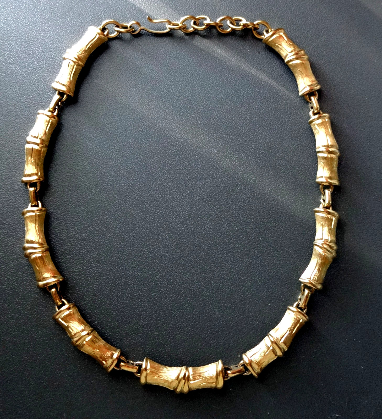 Vtg Signed MONET Asian Bamboo Statement Gold Tone Bold Chocker Necklace 16″ RARE