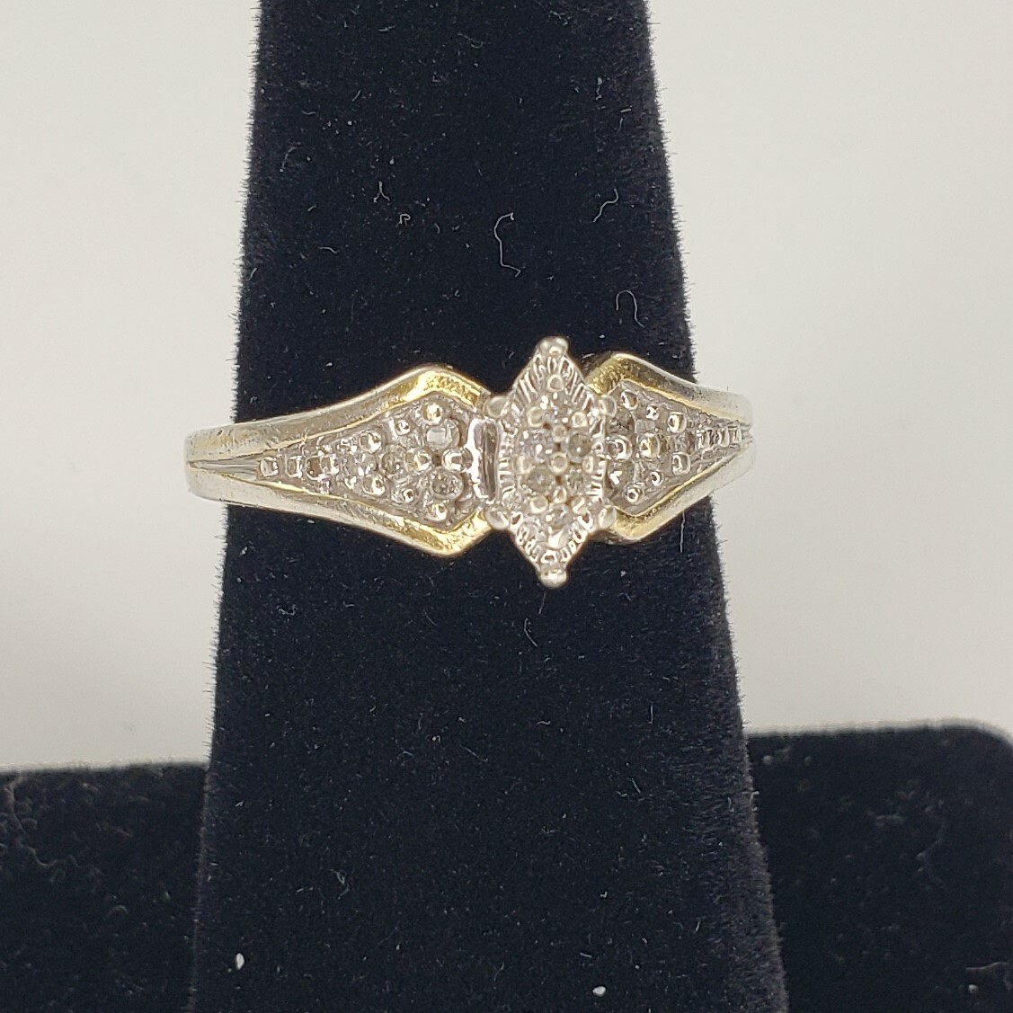 Sterling Silver Ring with 14 Small Diamonds 4.1g Size 6.5 & Gold Vermeil [6964]
