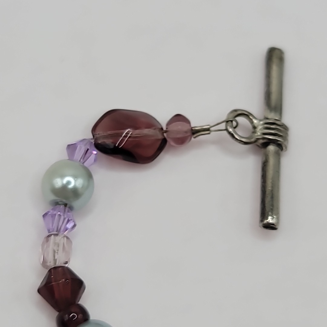 Vtg Floral Red Glass Pink Purple Beaded 6.25″ Bracelet Toggle Clasp
