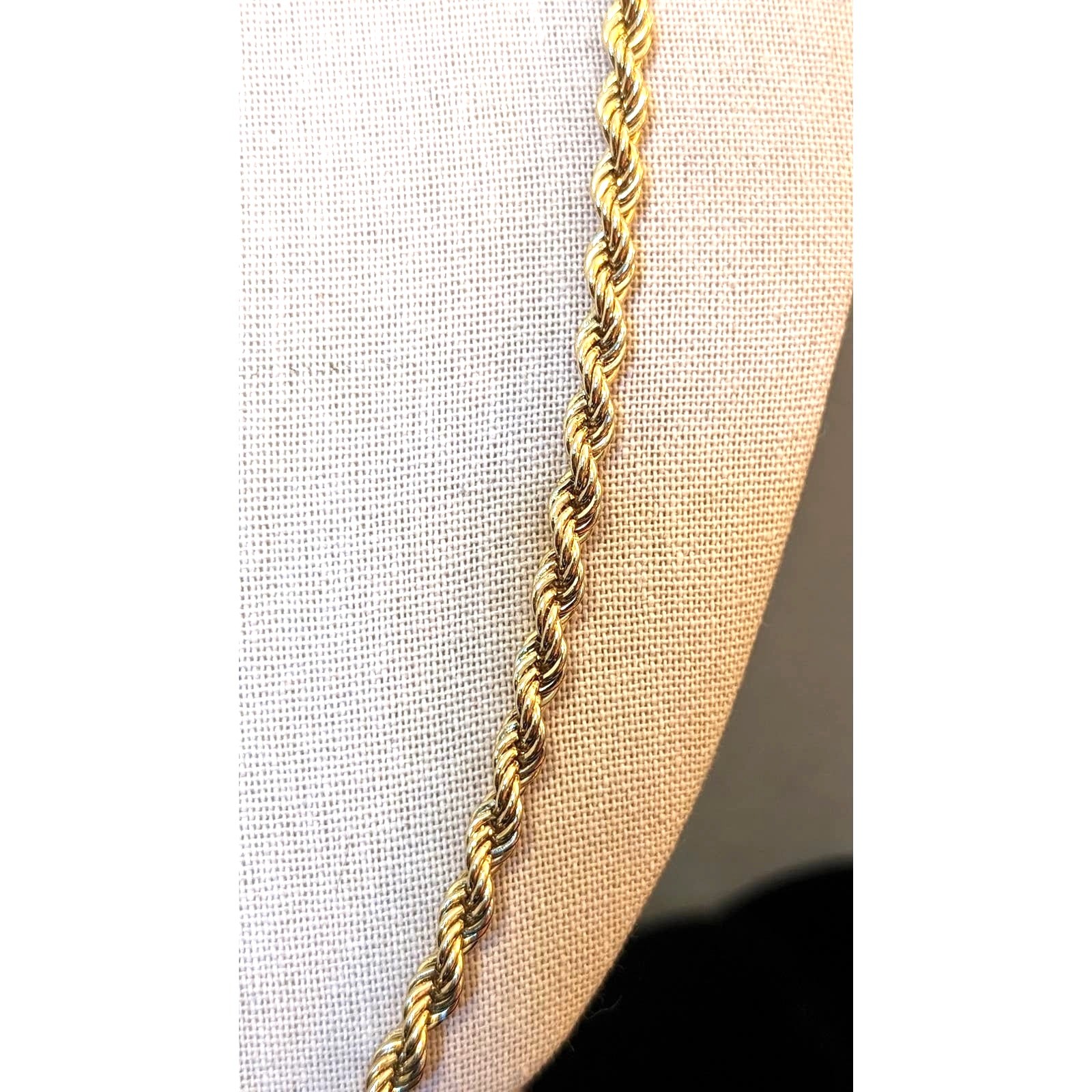 Vintage Monet Gold Tone 5mm Rope Chain 27″ Necklace W/ Sister Clasp