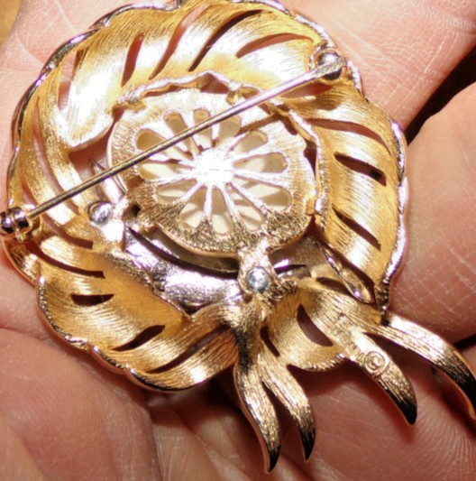 RARE!!! signed Crown Trifari pin with large faux pearl and rhinestones–OMG!!