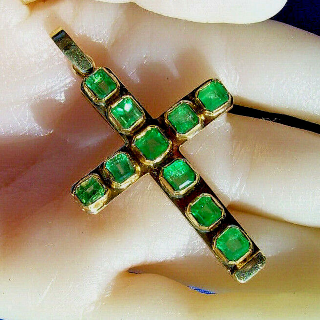 Original EARTH MINED EMERALD Deco Cross Pendant Elegant SOLID 18K GOLD Medallion