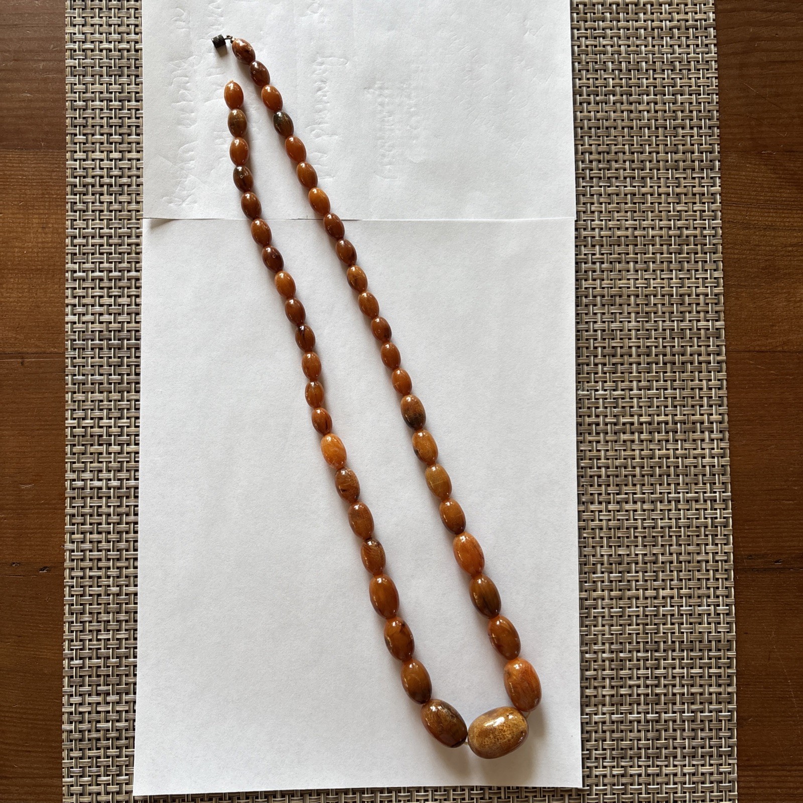 Vintage Resin Or Bakelite Or Catalin Marbled Amber Graduated Oval Bead Necklace