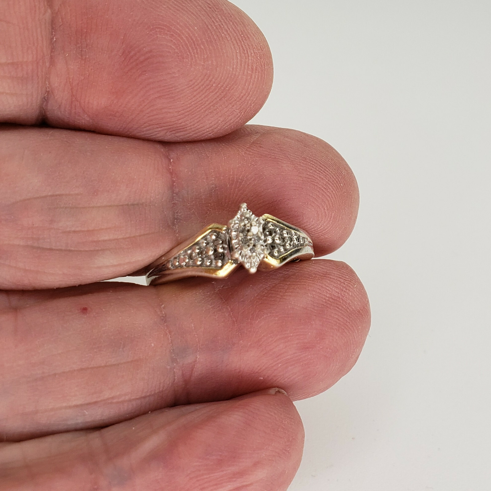 Sterling Silver Ring with 14 Small Diamonds 4.1g Size 6.5 & Gold Vermeil [6964]