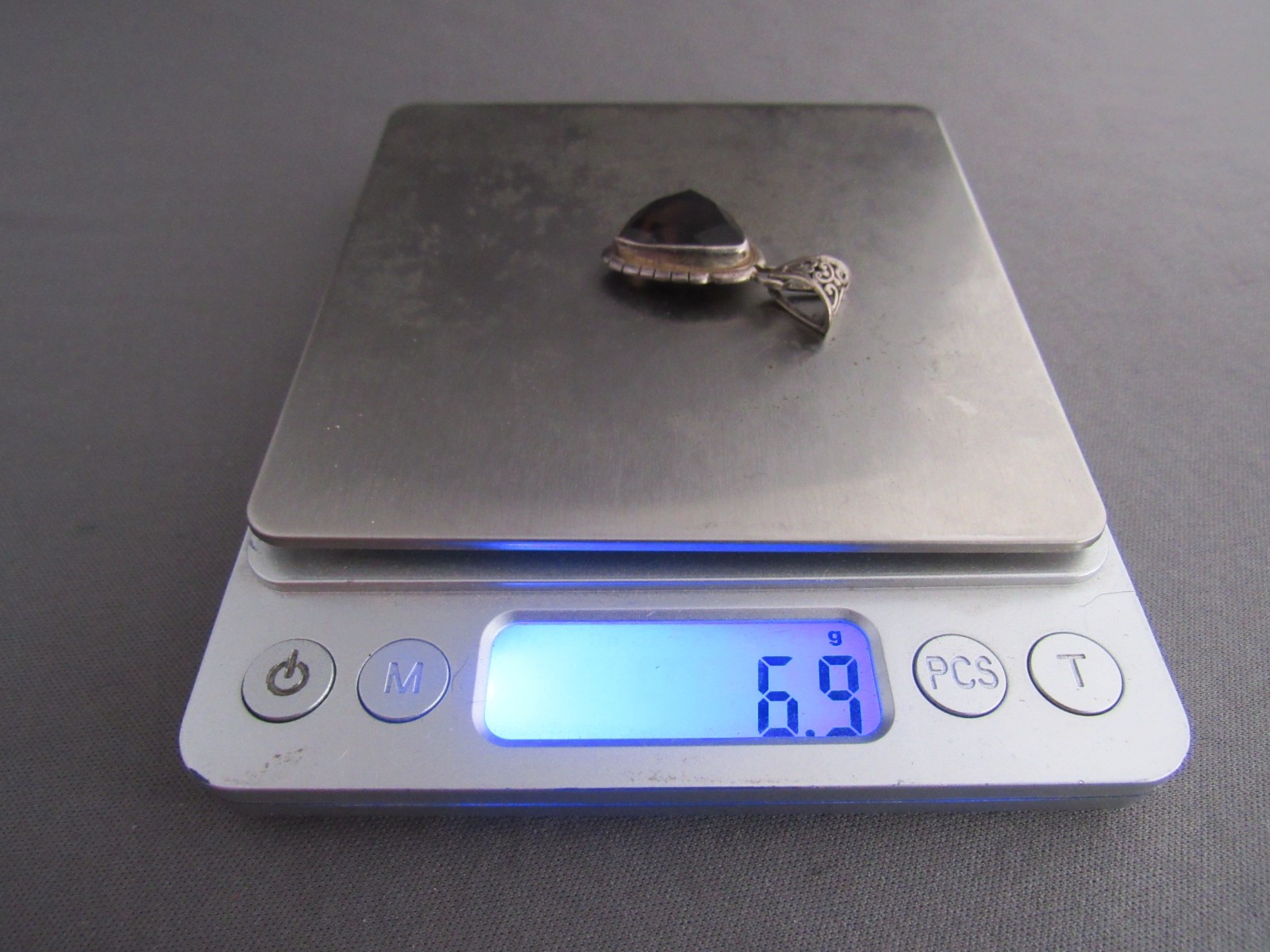 VINTAGE STERLING CHUNKY TRILLION SMOKEY QUARTZ PENDANT