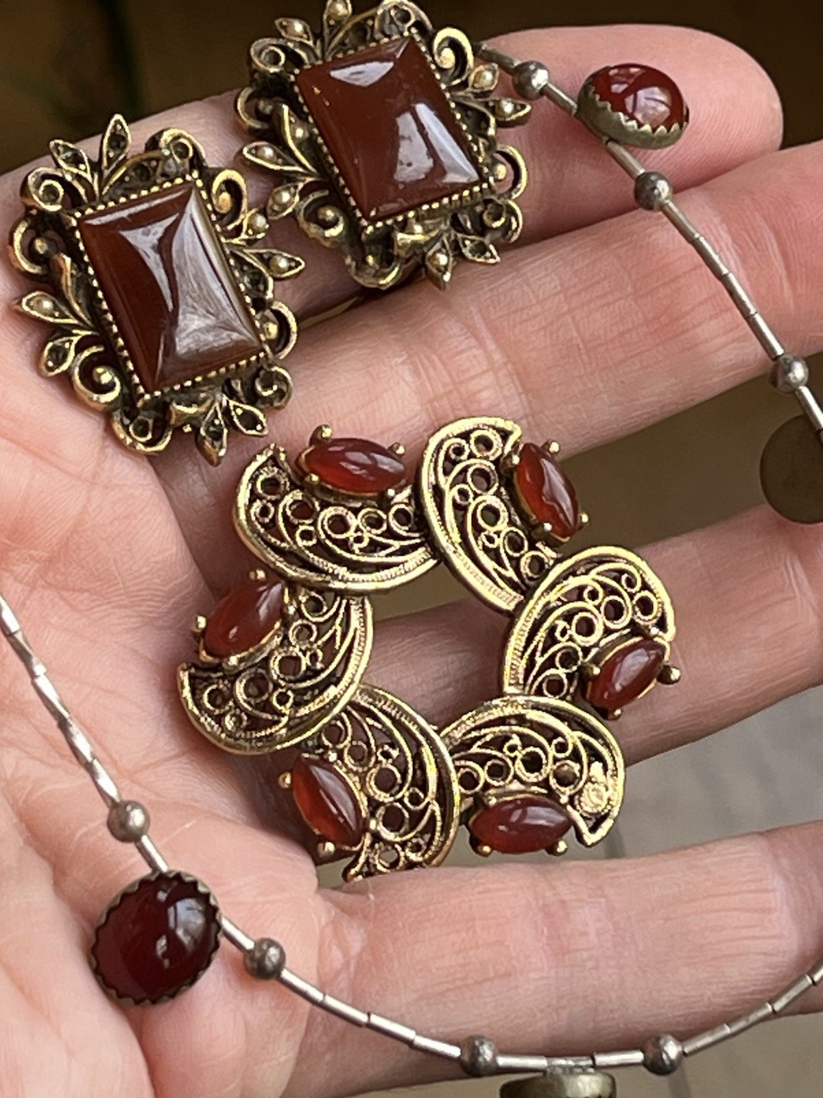 Vintage Carnelian Cabochon ART Clip On Earrings TACOA Brooch And Necklace Set