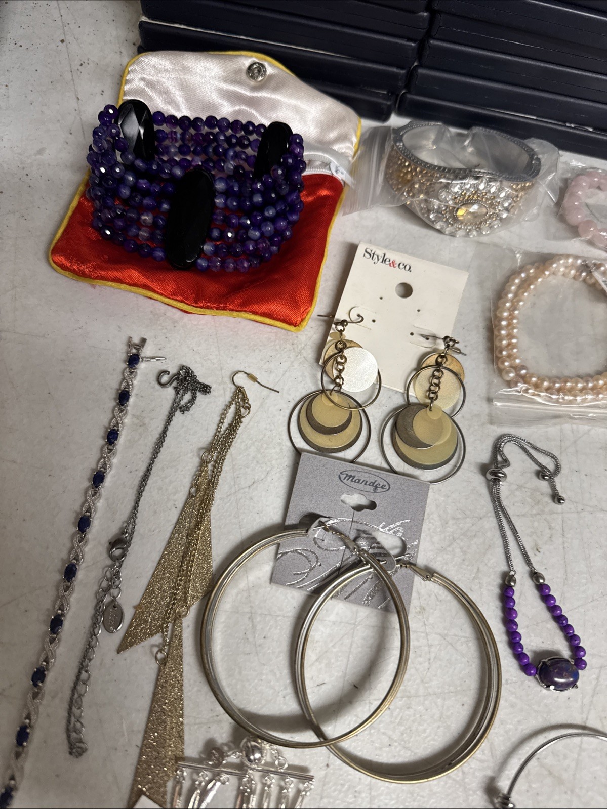 Lot Of Mix Vintage JEWERLY #5