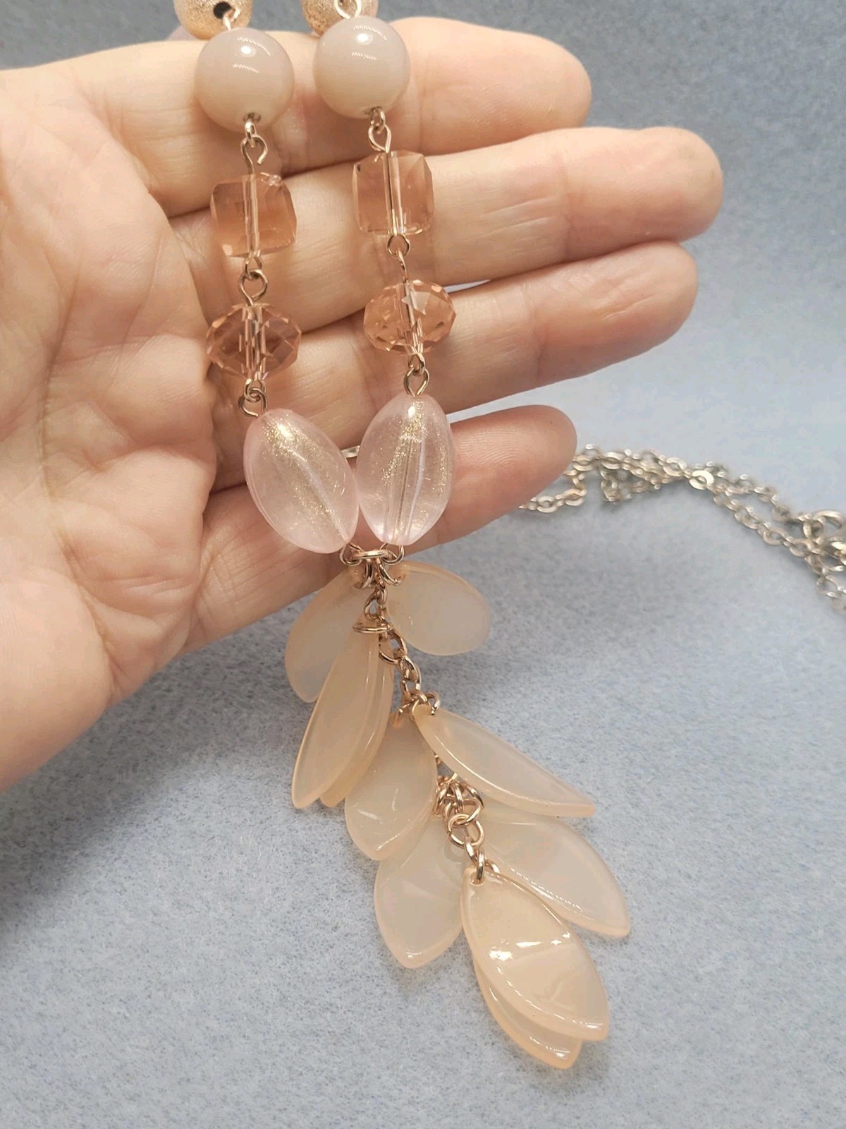 Vintage To Now Light Rose Glass And Plastic Beads Necklace Leafs Pedant 24in
