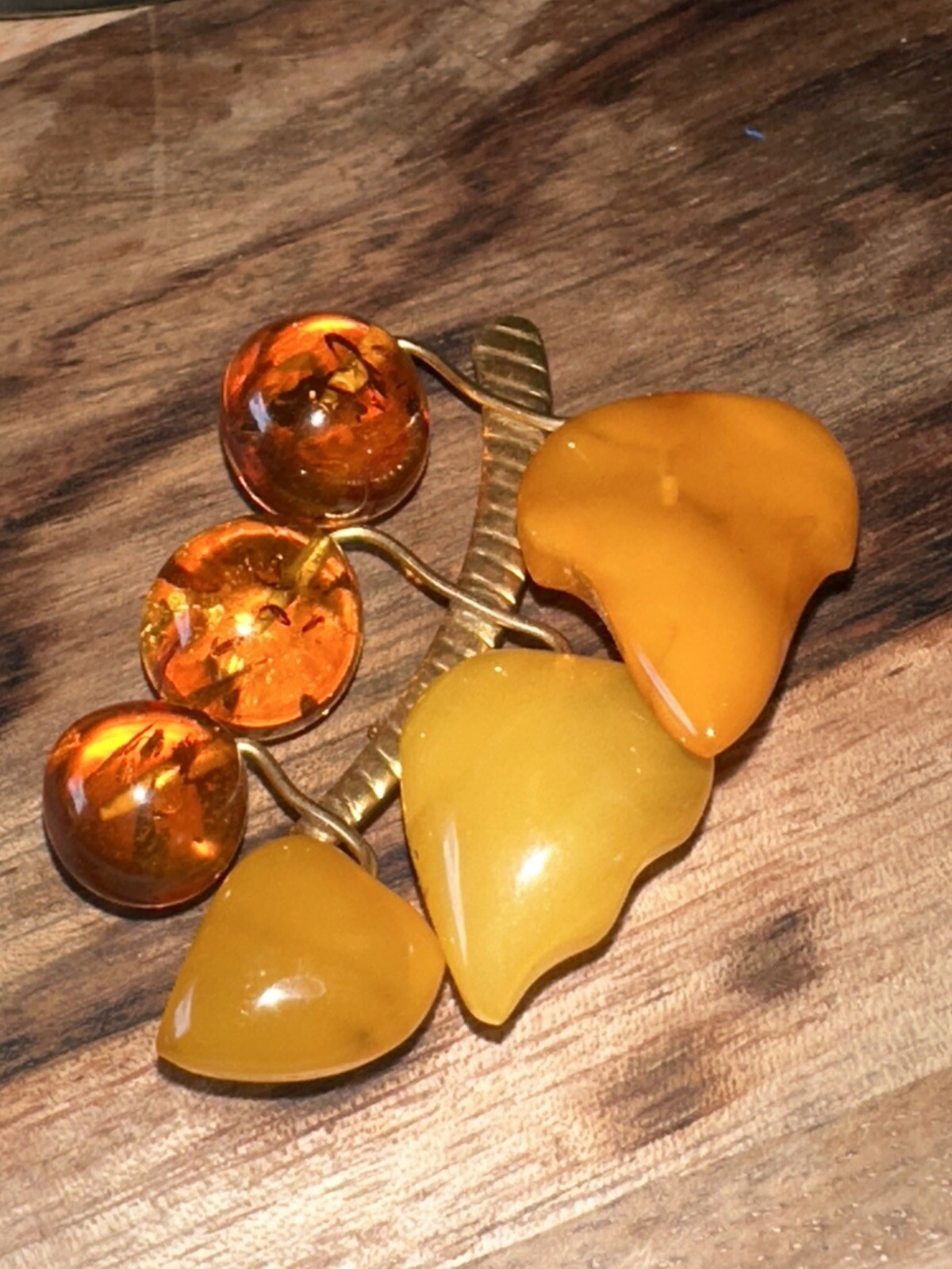 Vintage Mixed Amber 9RK Gold Brooch 1930s Egg Yolk Genuine Amber Baltic Russian