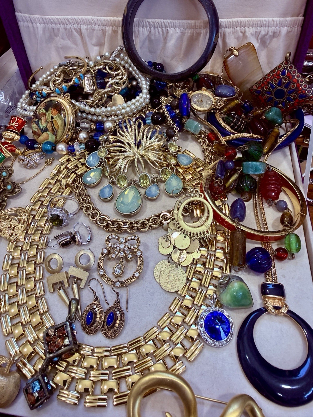 Vintage Estate Costume Jewelry Lot ! TRIFARI , MONET and more!