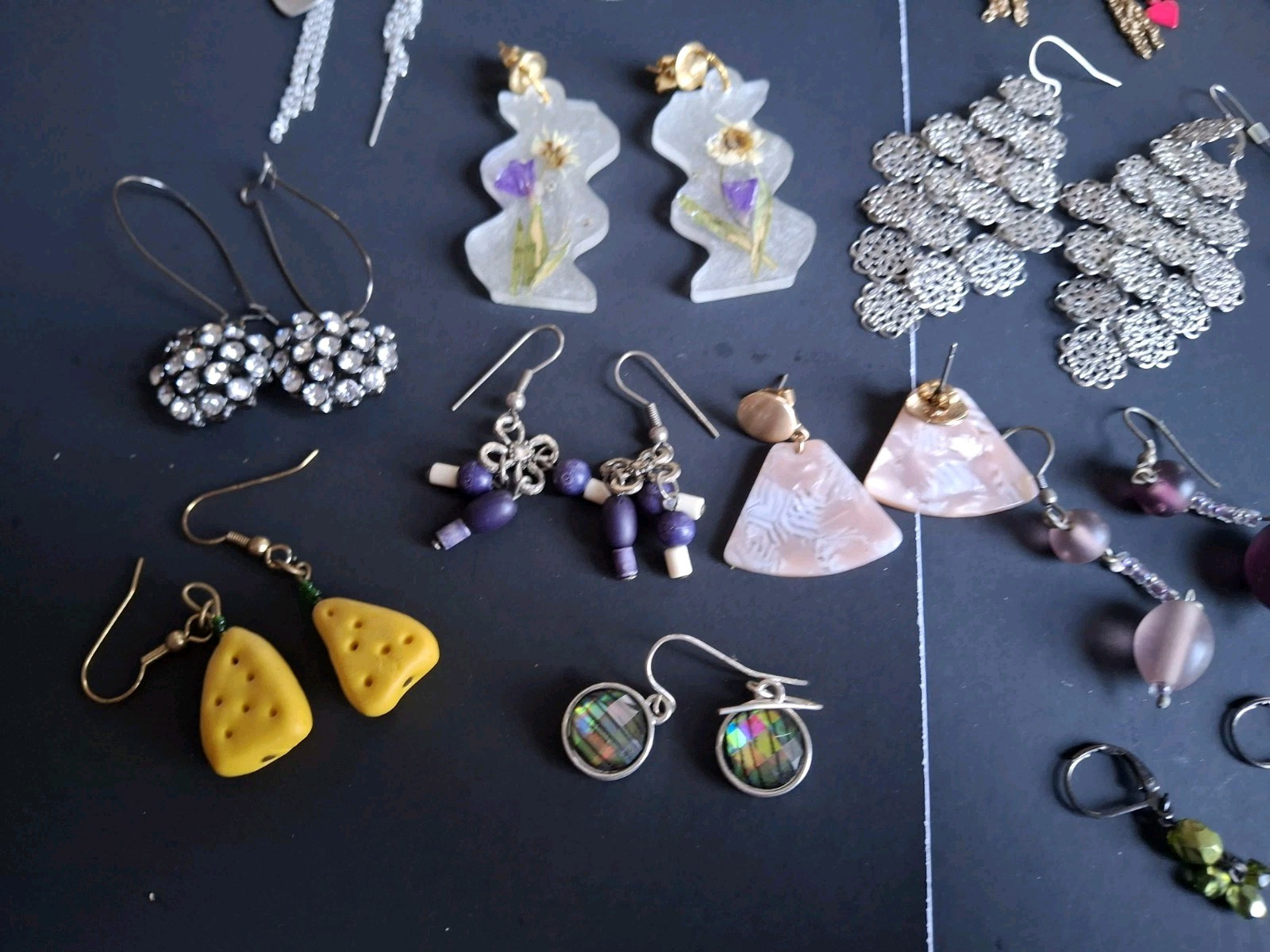 Lot Of 19 Modern/Vintage Earrings Pairs Pierced, Dangle, Hooks multicolor