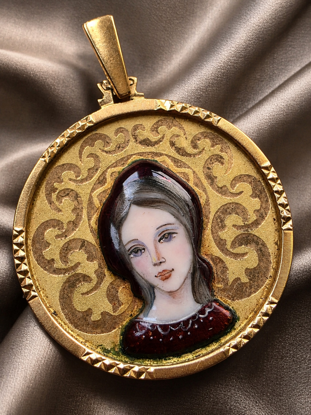 Antique 18K Gold Enamel Virgin Mary Medal Art Deco 1930 Religious Pendant Rare