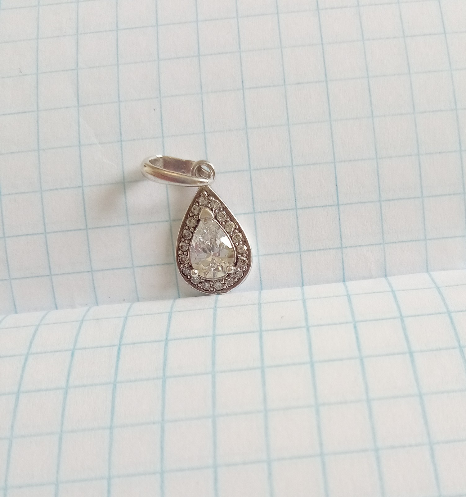 Vintage Beautiful Pendant White stones Sterling Silver 925 test Women’s Jewelry