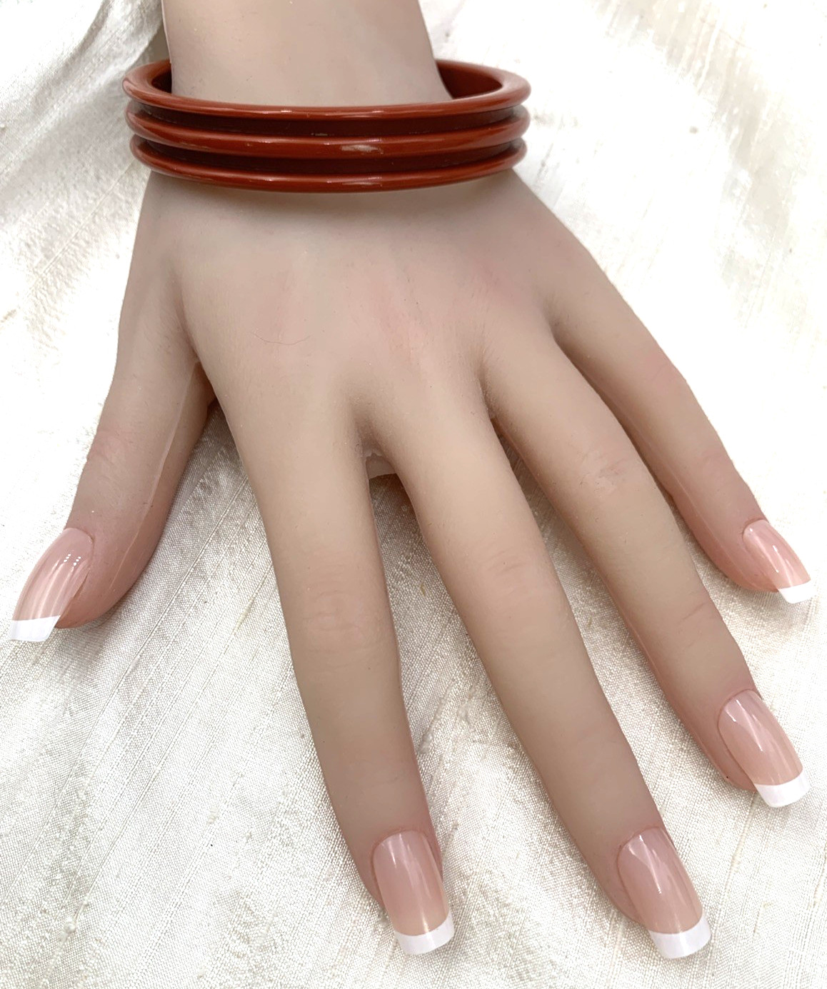 VTG Bangle Bracelet Lucite Plastic Ribbed Burnt Orange Rust Bold 8″ Inside Circ.