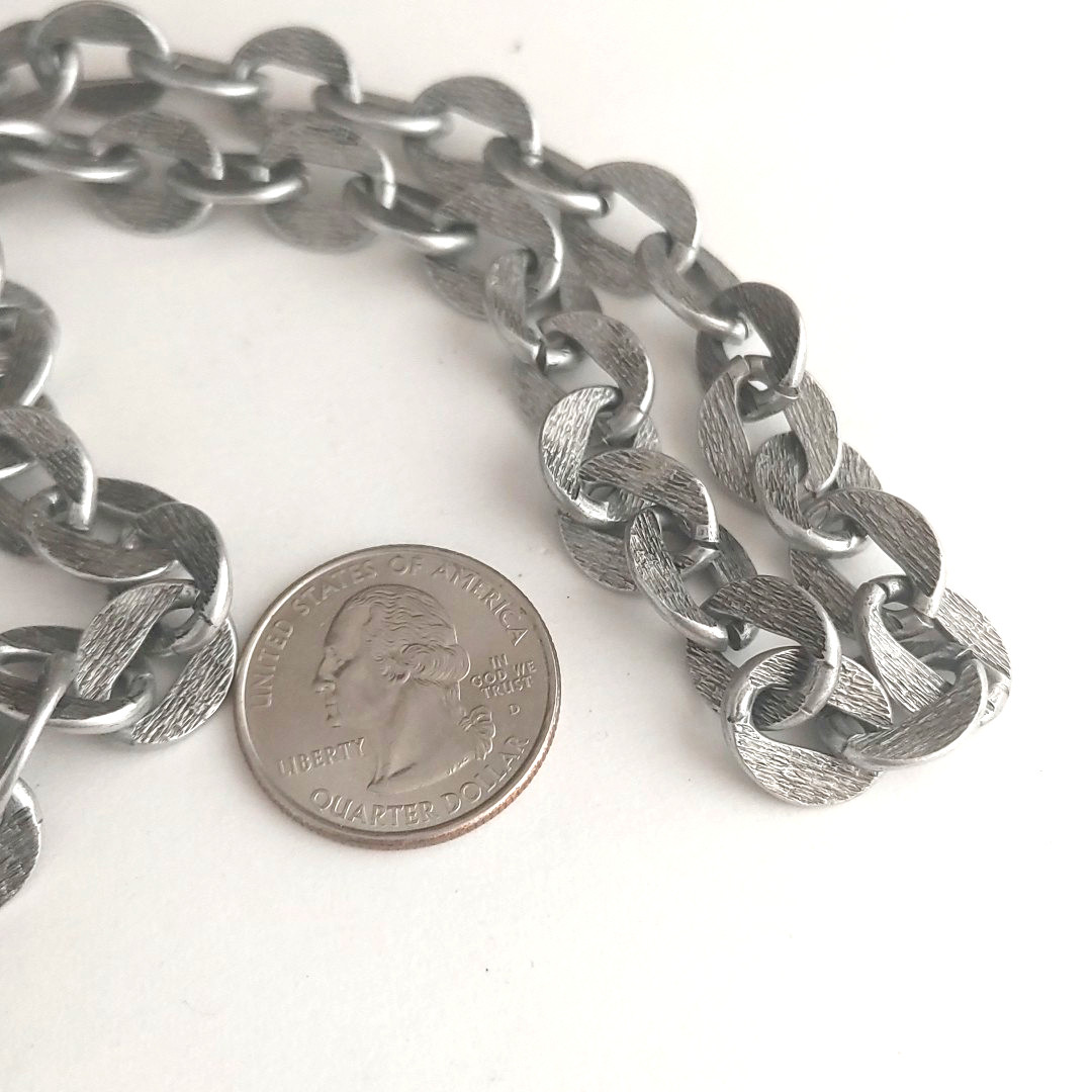 Vintage Silver Tone Chunky Chain Necklace Lightweight Textured 26”