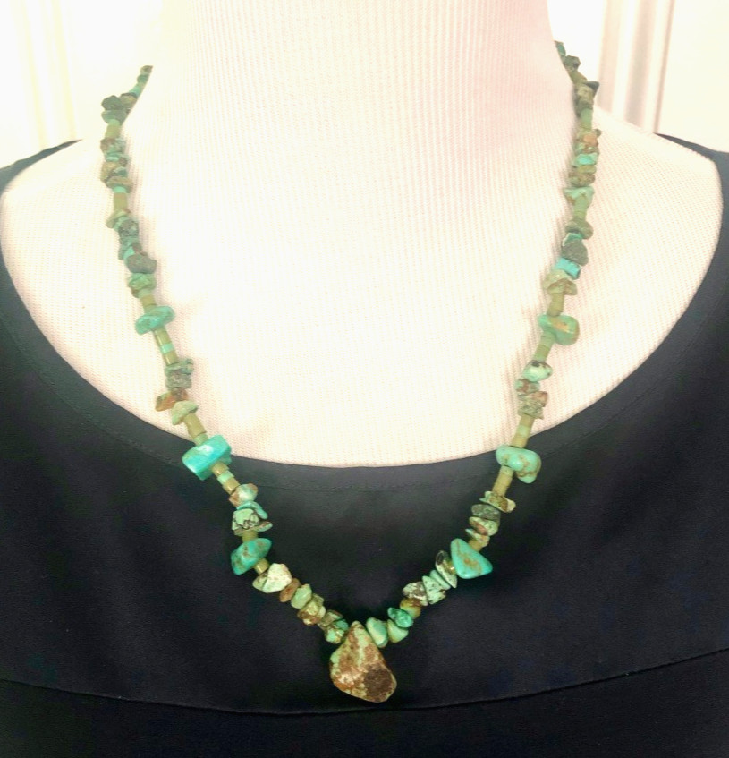 VTG South W Native TURQUOISE NECKLACE 22″ Nuggets Silver Cones Hook Clasp 70-80s
