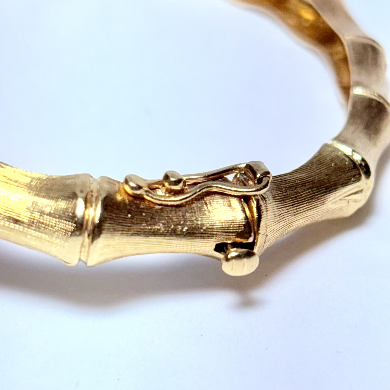 Vintage Daniel S. Rine 14K Yellow Gold 6.6″ Bamboo Bypass Hinged Bracelet 22.9g