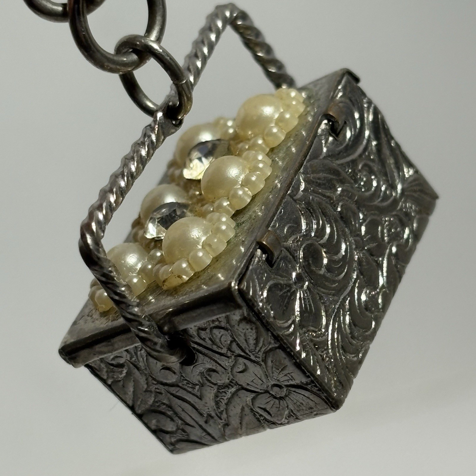 Vintage Silver Tone Purse Charm Bracelet Pill Box Faux Pearl Rhinestone Chain 7″