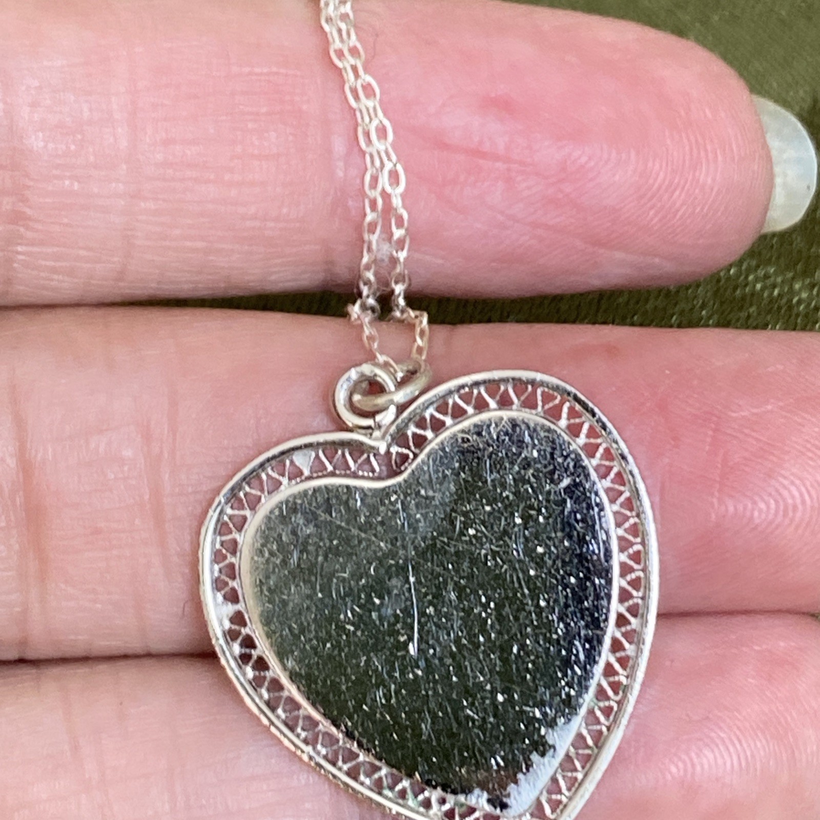 Vintage Very Old 1971 Sterling Silver Openwork Filigree Heart Necklace 18″ 925