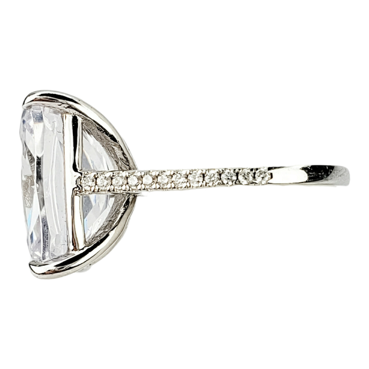 Outstanding Large Sterling Silver Clear Topaz Cocktail Ring Size 5