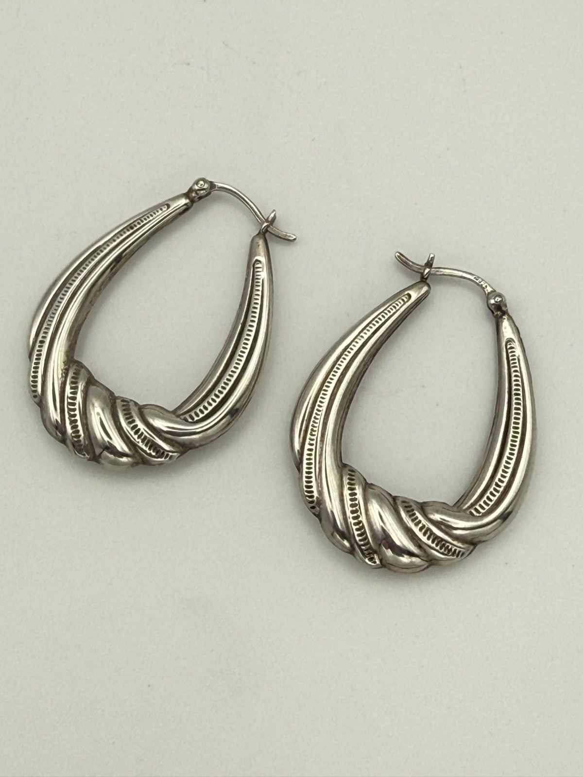 925 Sterling Silver Twisted Hoop Earrings Teardrop Ribbed Latch Back