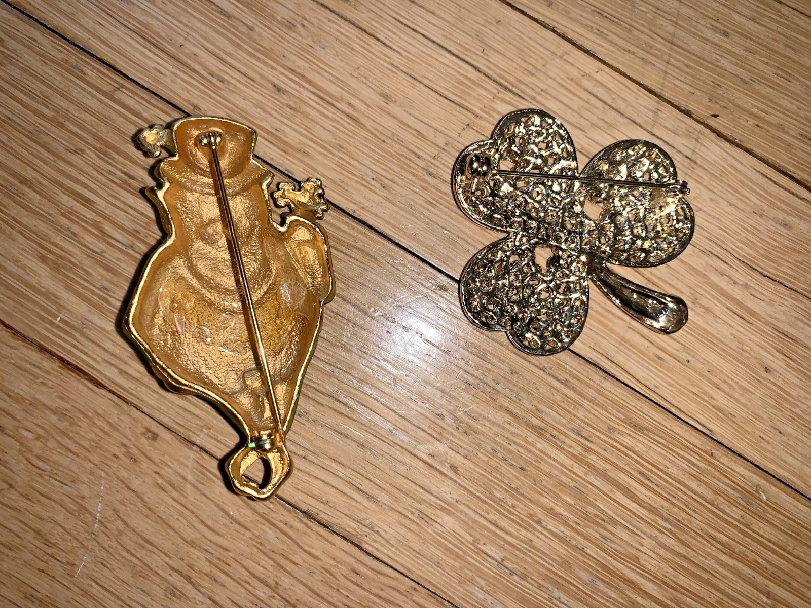 Vintage leprechaun Shamrock Brooch Gold Tone Green Rhinestone 3 Leaf Clover Lot