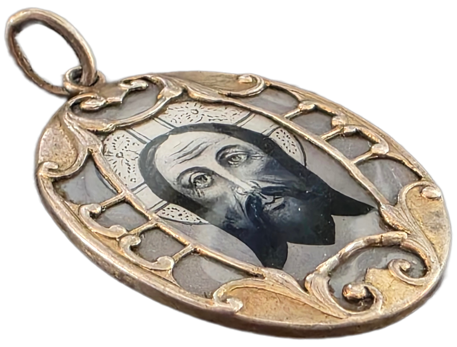 ANTIQUE RELIGIOUS PENDANT WITH THE FACE OF JESUS CHRIST ENAMELED PLAQUE Ca 1900s