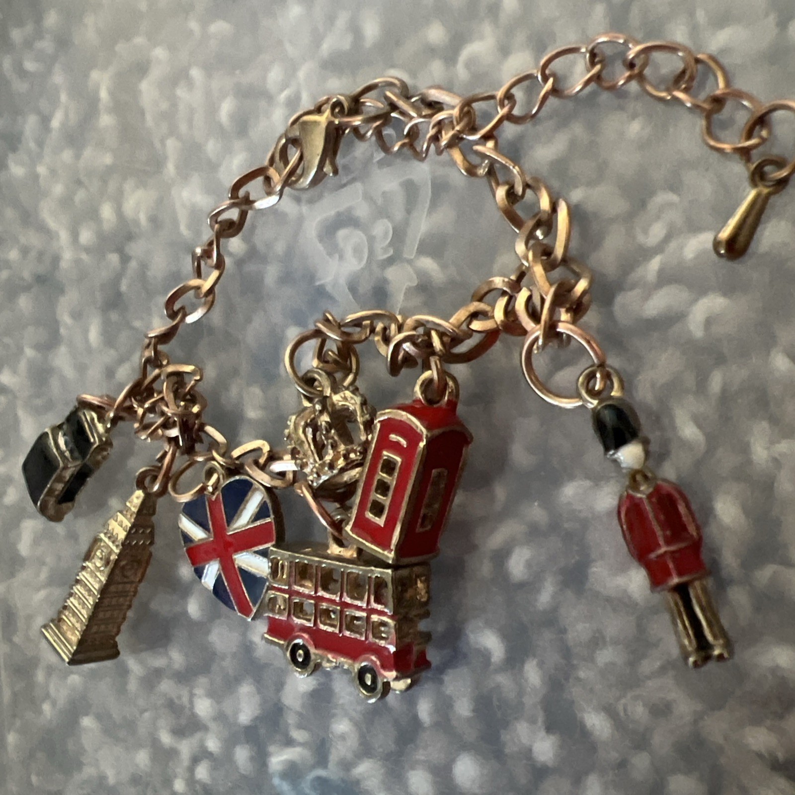 Vintage Gold Tone Bracelet British Pride Souvenir Collectible UK Charm Bracelet