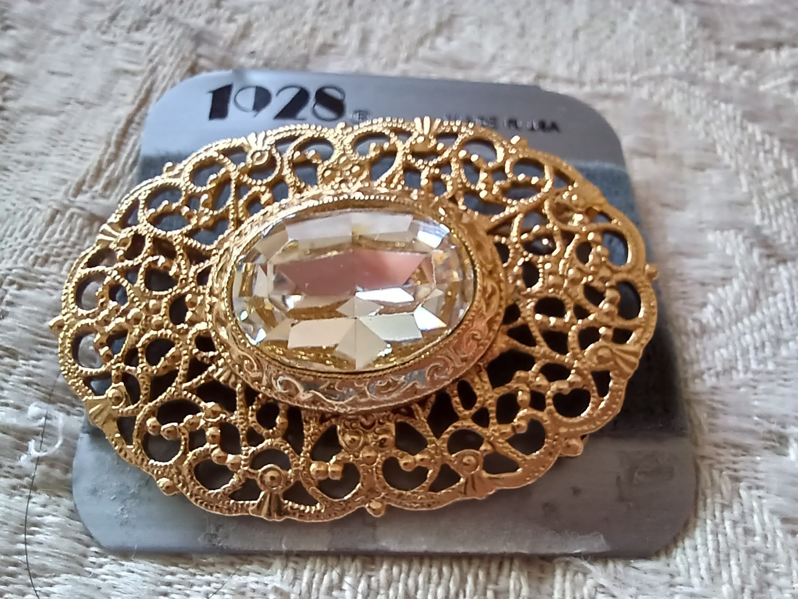 1928 Vintage 1980s Brooch Pin Large Sparkly Center Clear Stone Filigree Surround