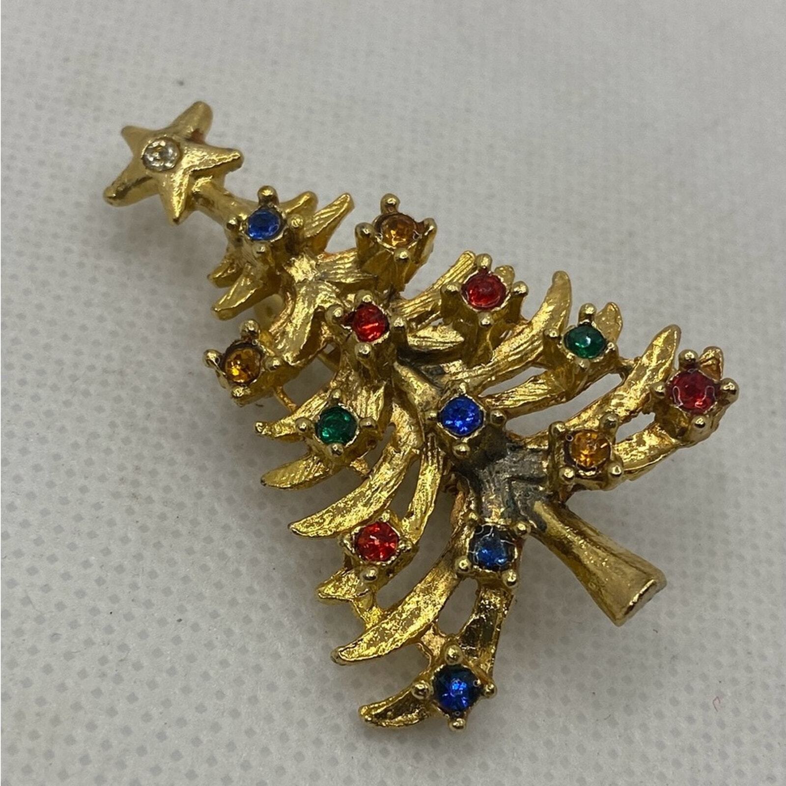 Vintage Rhinestone Gold ToneChristmas Tree Pin Brooch Approximately 2”