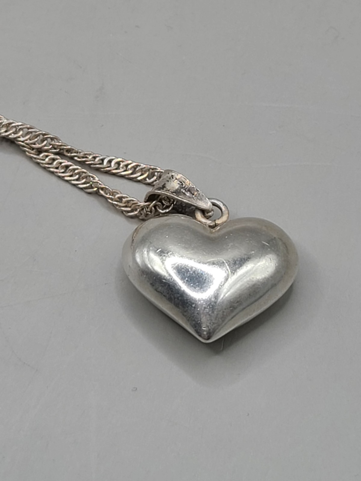 Vtg 925 Sterling Silver Diamond Cut Puff Heart Pendant Twist Chain 18” Necklace