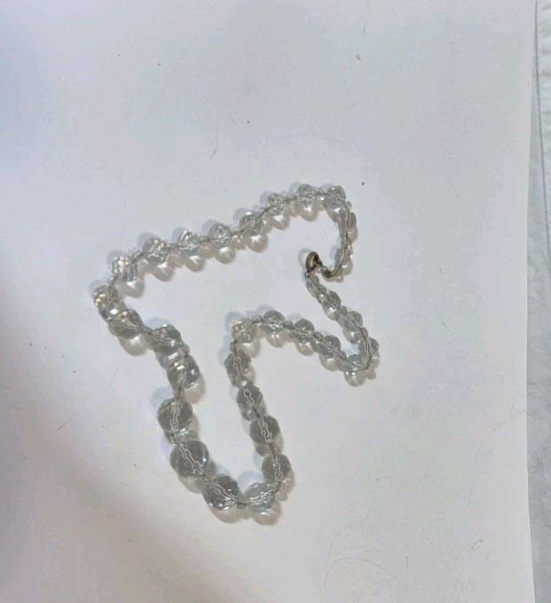 Unbranded Vintage Rock Crystal Graduated (4-14mm) Bead Necklace 16″ Length
