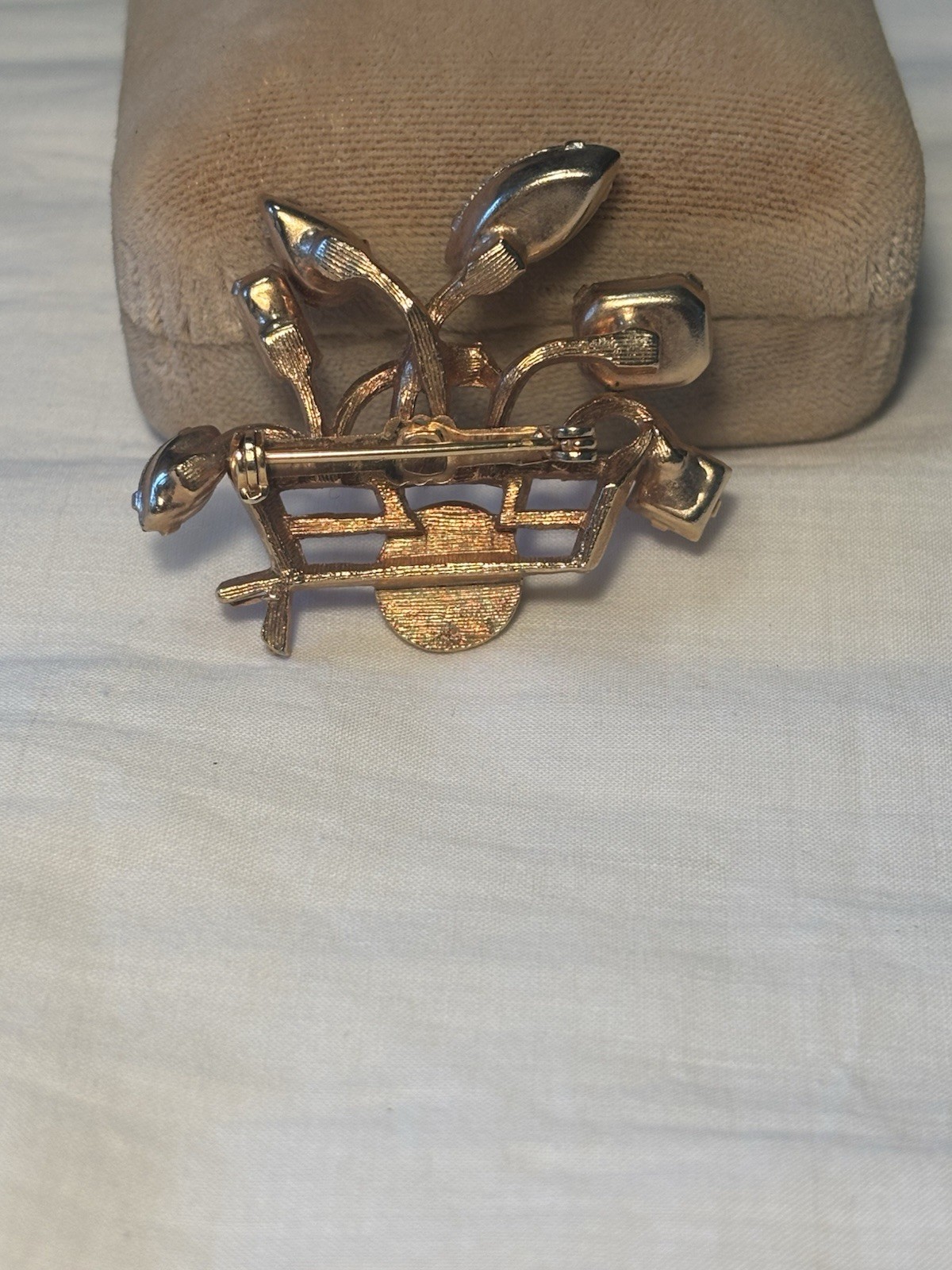 Vintage Jeweled Gold Toned Wheelbarrow Brooch Multicolor Costume