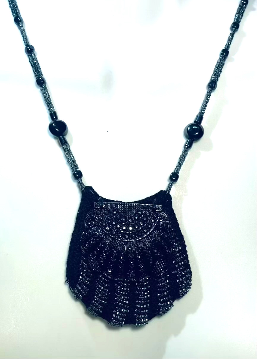 Miniature Beaded Purse Necklace Shell Shaped Black Gray Amulet Keepsake Holder