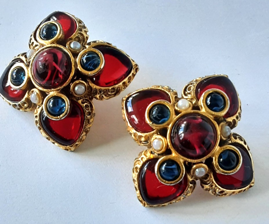 GRIPOIX GLASS~ BARRERA EARRINGS~ CABOCHON FAUX RUBIES~SAPPHIRES~PEARLS~
