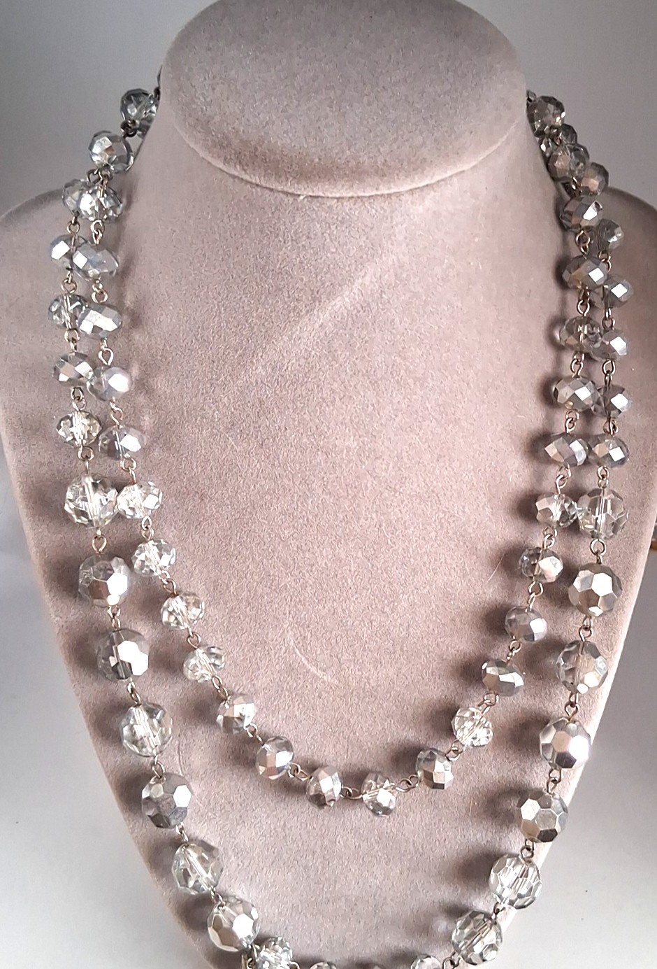VINTAGE AB SILVER CLEAR FACETED CRYSTAL GLASS BEADED LONG NECKLACE 40″