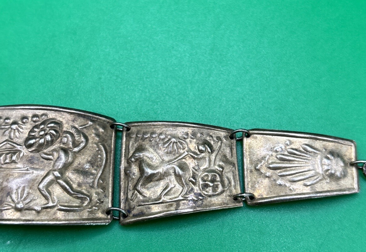 Vintage Signed 1175 AR 925 Gold Wash Sterling Panel Battle Scene Bracelet