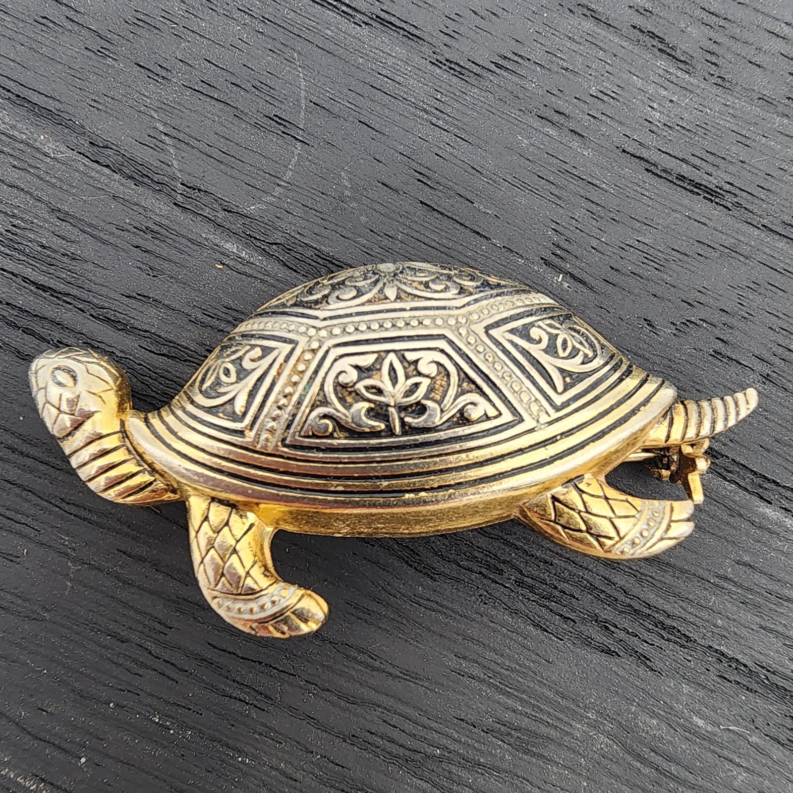 VTG Toledo Damascene Turtle Brooch Pin Gold Tone Spain Toledoware Animal GUC