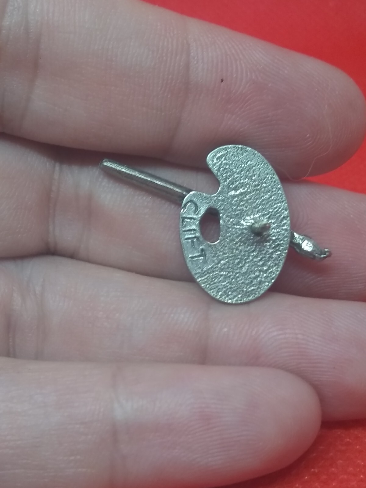 piant palette pin marked Clift