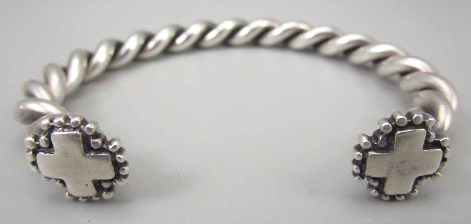 UNUSUAL DIAN MALOUF STERLING SILVER BEADED CROSS CUFF BRACELET – 30 GRAMS