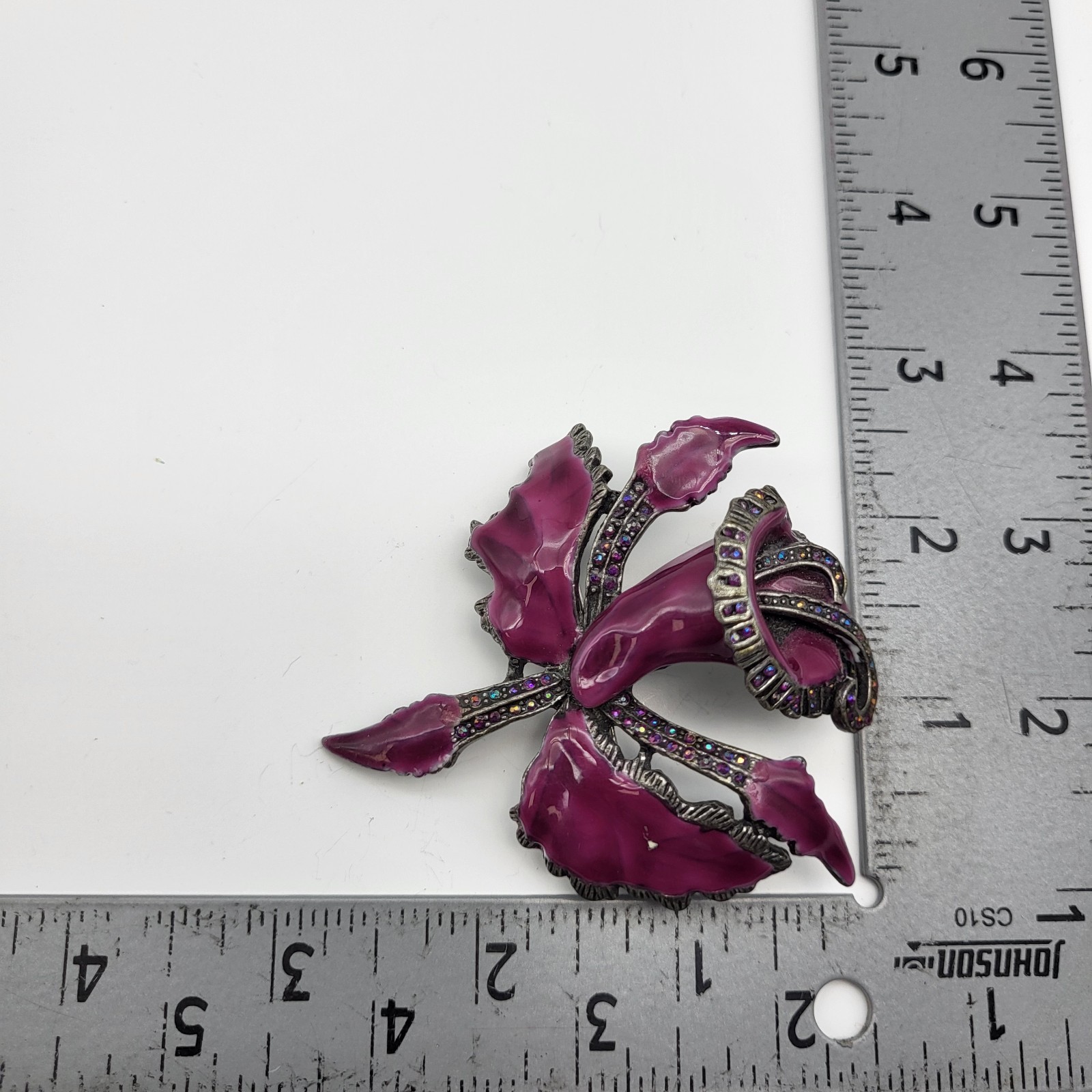 Stunning Purple enamel rhinestone Orchid Flower Brooch pin Realistic Botanical