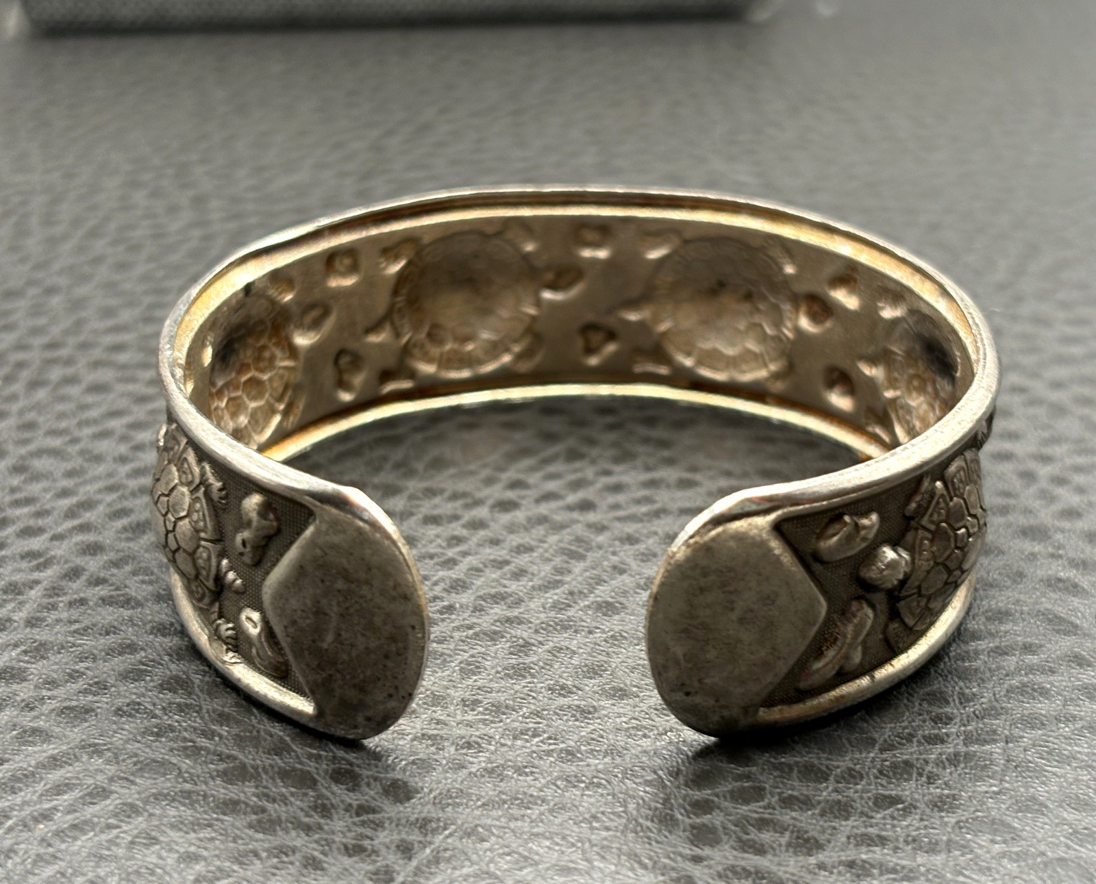 Vintage Sea Turtle Boho Cuff Bracelet Ethnic Silver Tone Bangle 7.25”