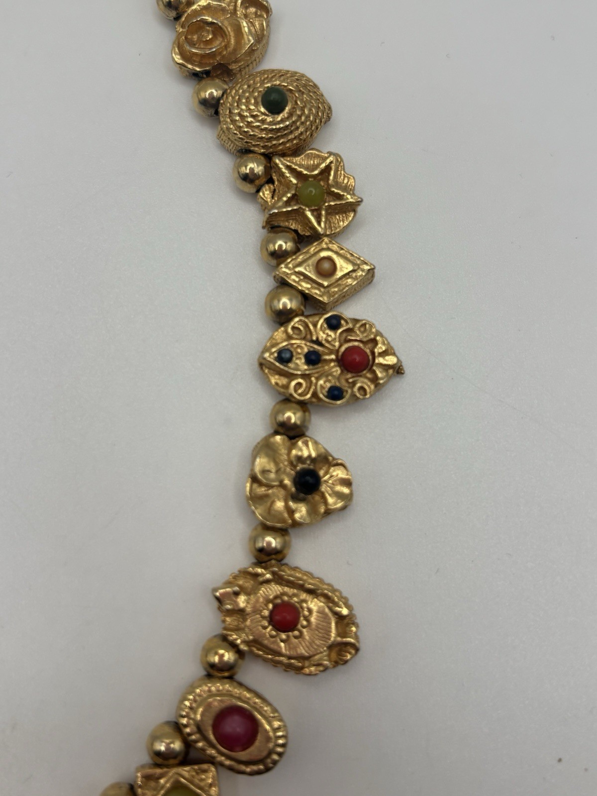 RARE Vintage Unsigned Goldette Victorian Revival Sliding Charm Necklace 16″