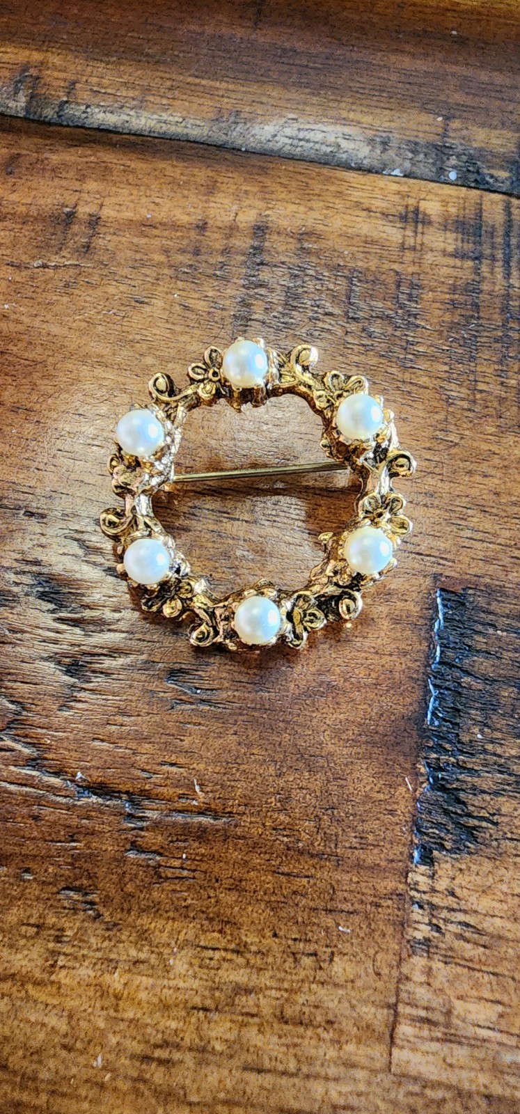 Vintage Tacoa Brooch Pin Oval Goldtone And Faux Pearl