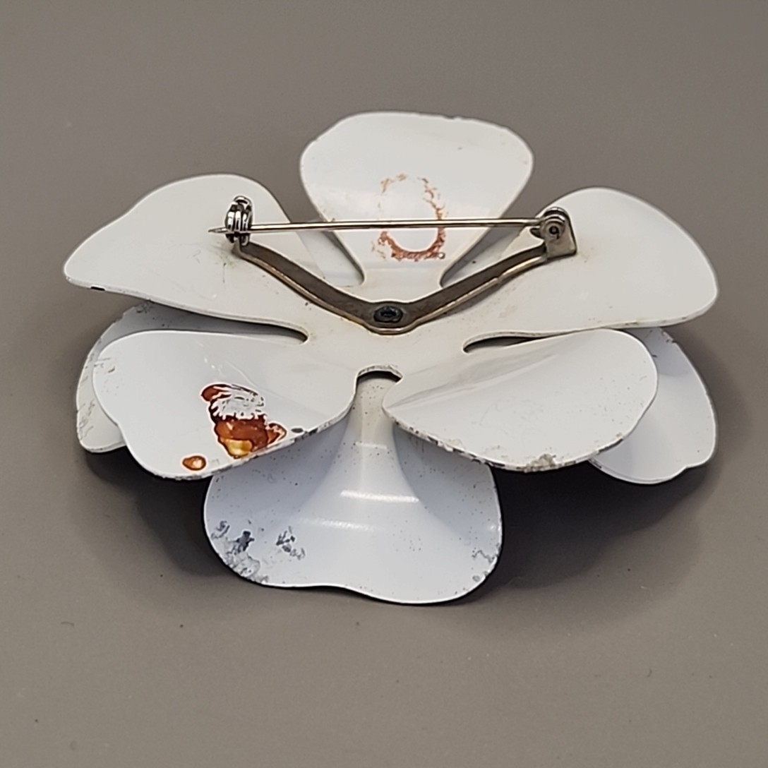 Vintage Enamel Flower Brooch White Black Vines Round 2.75″