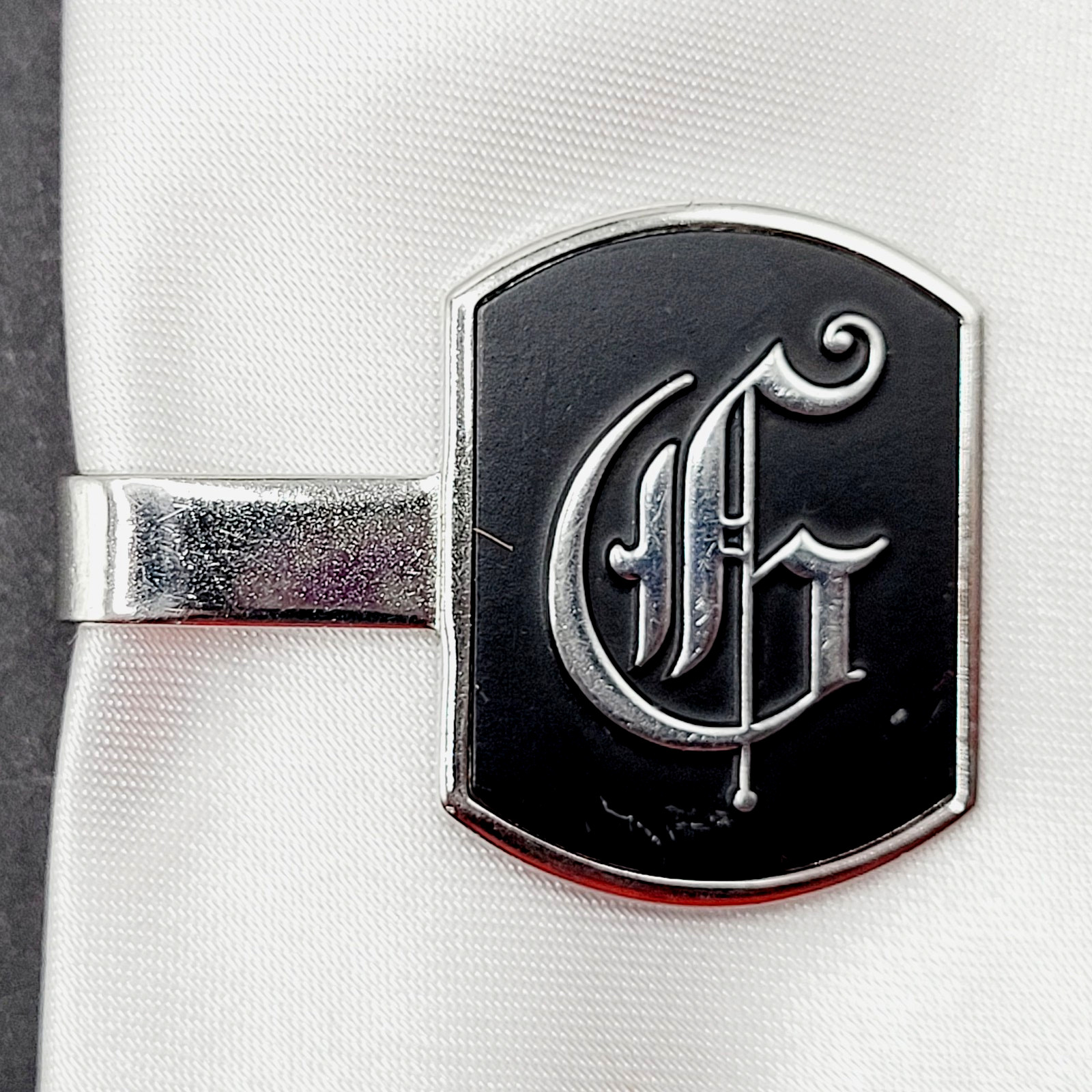 G Letter Old English Script Silver Tone Black Enamel SWANK Tie Clip Clasp