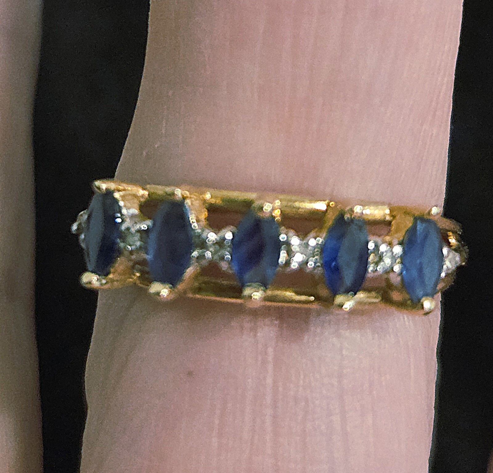 Vtg 14K Gold Ring Marquise Blue/Violet Stones Clear Stone Accents Size 6.5 2.6g